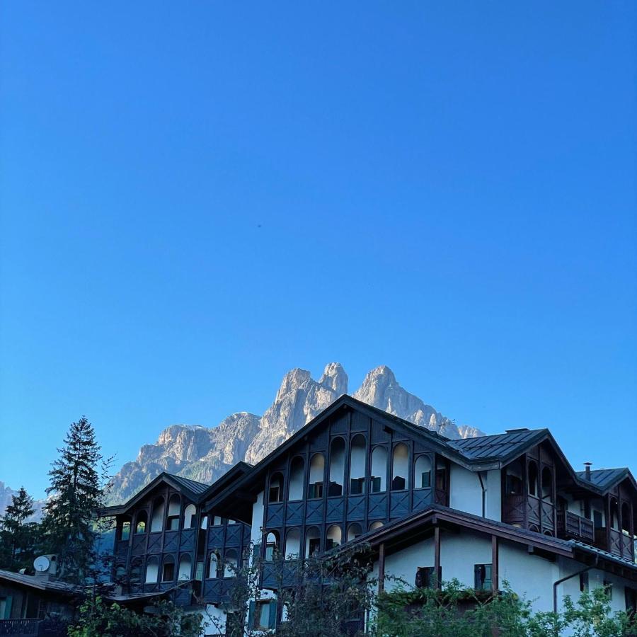 Hotel Isolabella Wellness Фієра-ді-Прим'єро Екстер'єр фото