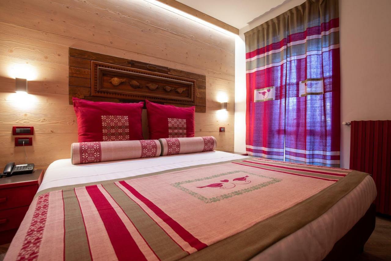 Hotel Isolabella Wellness Фієра-ді-Прим'єро Екстер'єр фото